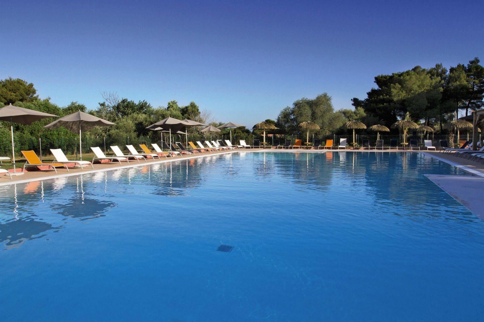 Belambra Clubs Residence Belgodere - Golfe De Lozari Екстер'єр фото